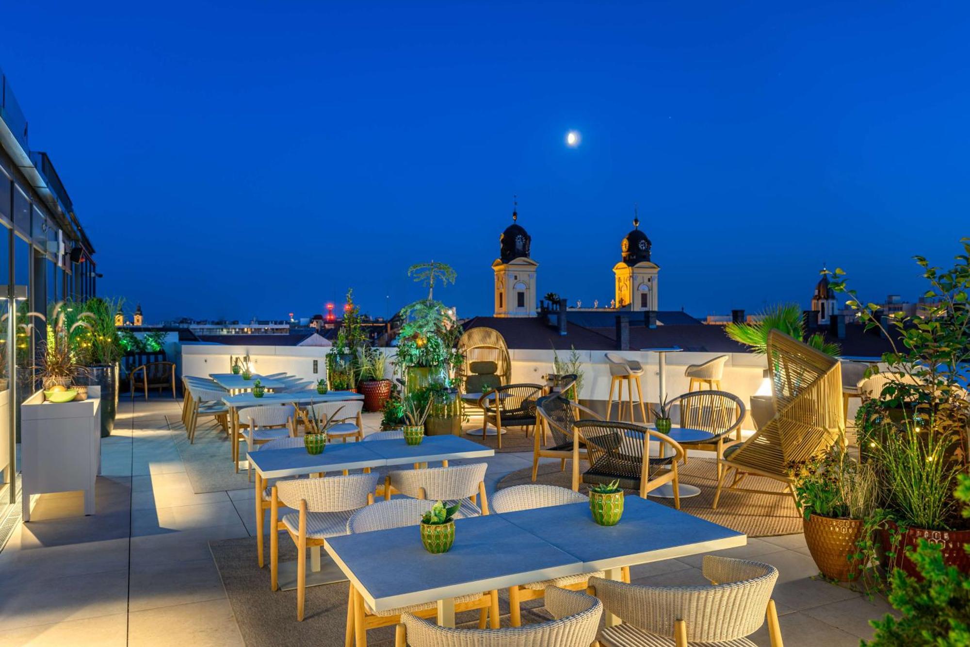 Hilton Garden Inn Debrecen City Center Εξωτερικό φωτογραφία